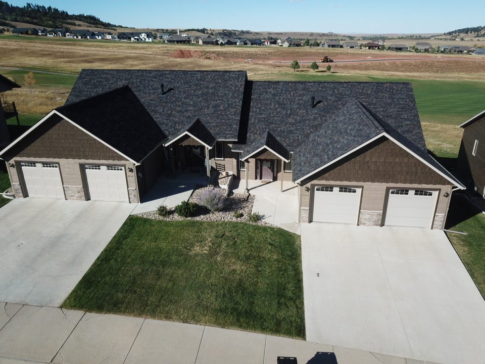 Lovell, Wyoming home with roofing work completed